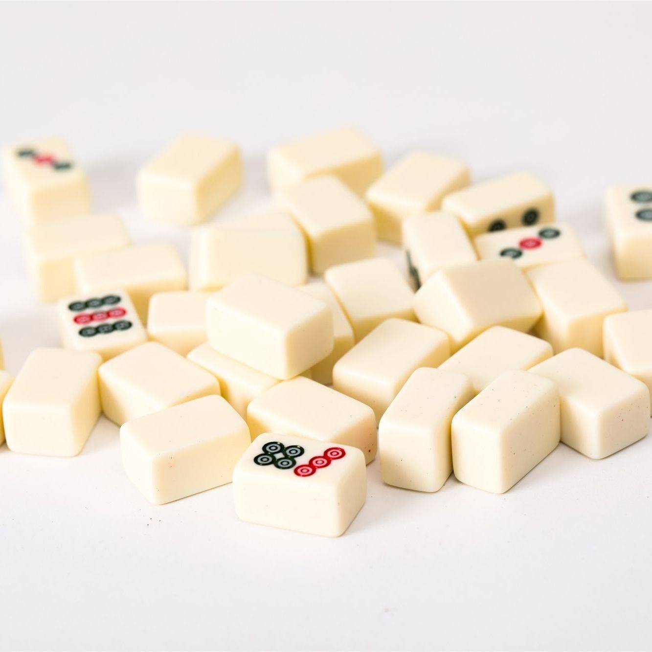 22mm ivory white + bags + tablecloth